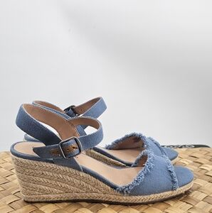 Lucky Brand Mindra Blue Espadrille Sandal Size 10